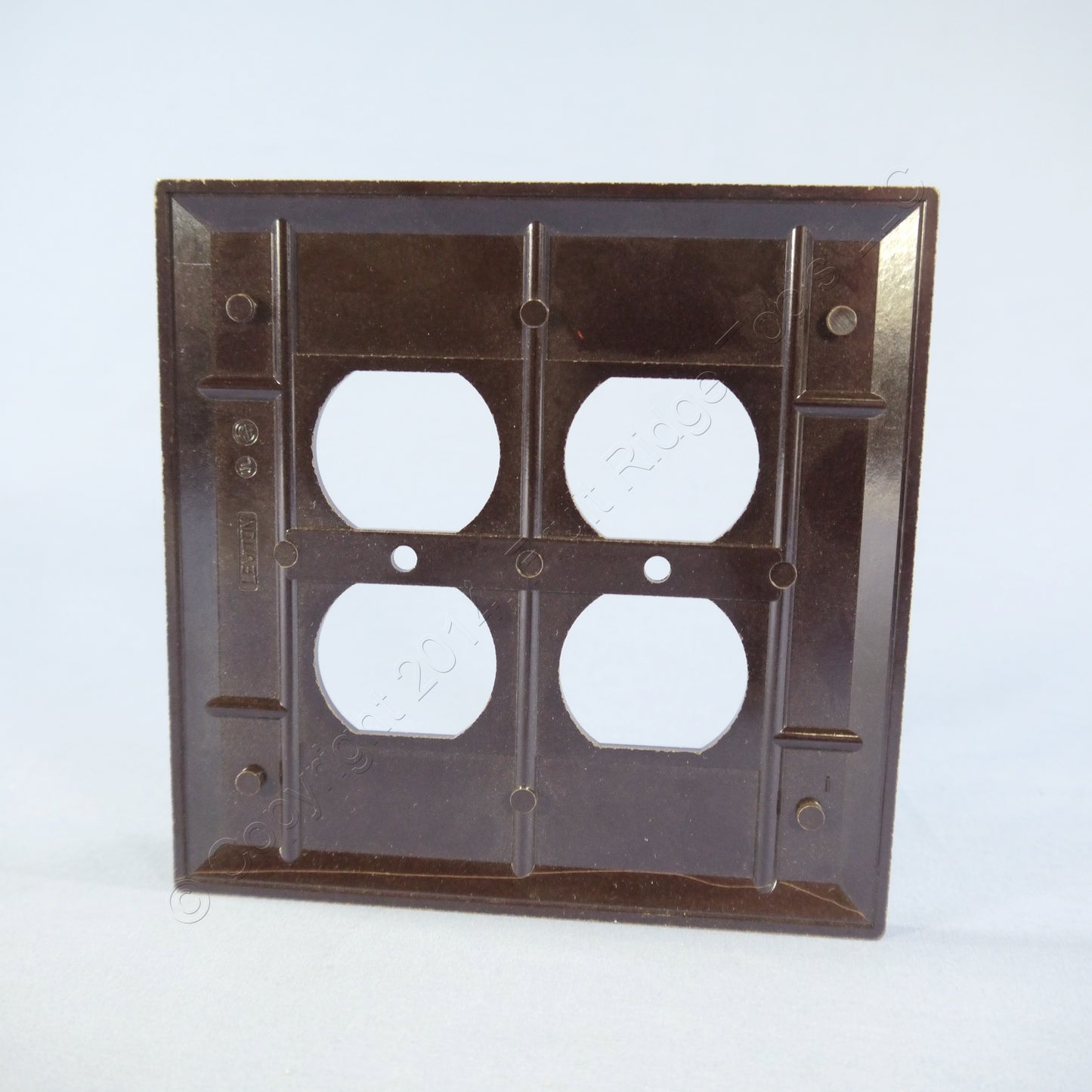 Leviton 85116 Brown 2-Gang Plastic Duplex Outlet Oversize Wallplate Cover Plate