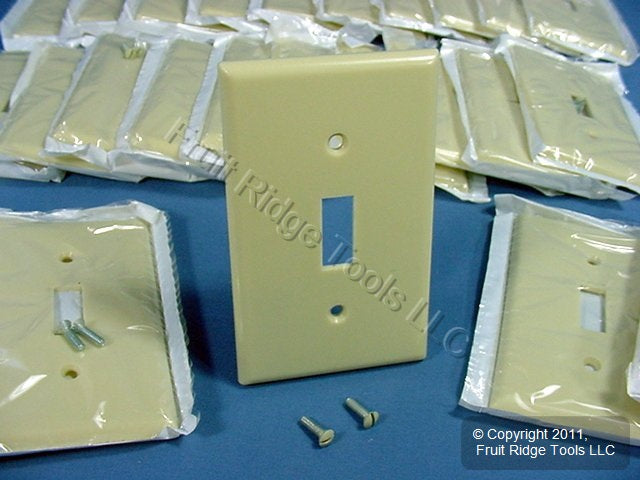 Leviton 86001 Ivory 1-Gang Toggle Switch Plastic Standard Wallplate Covers 25pcs