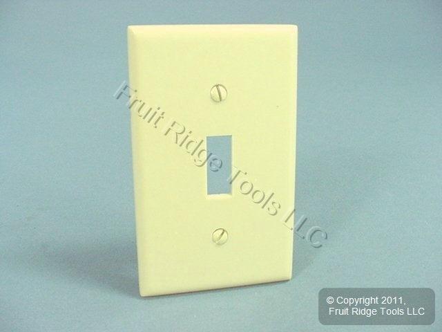 Leviton 86001 Ivory 1-Gang Toggle Switch Plastic Standard Wallplate Cover Plate