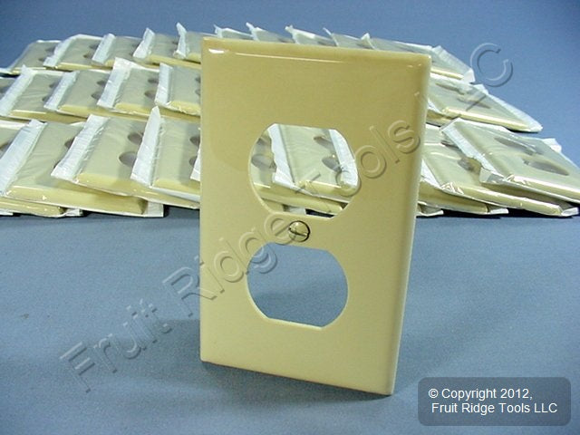 Leviton 86003 Ivory 1-Gang Duplex Outlet Plastic Standard Wallplate Covers 30pcs