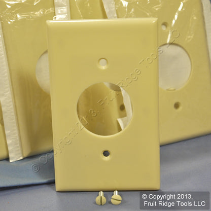 Leviton 86004 Ivory 1-Gang 1.406" Outlet Plastic Standard Wallplate Cover 200pc