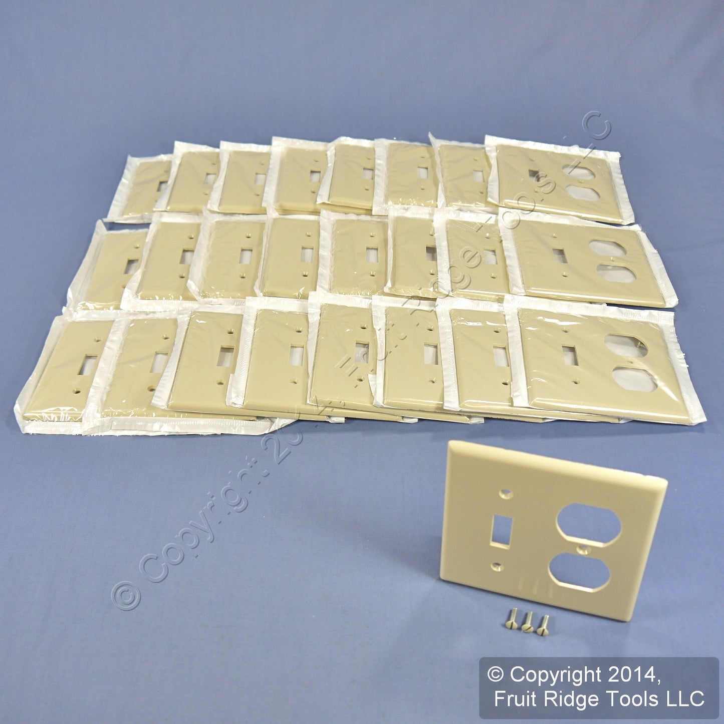 Leviton 86005 Ivory 2-Gang Toggle Duplex Plastic Standard Wallplate Cover 25pcs