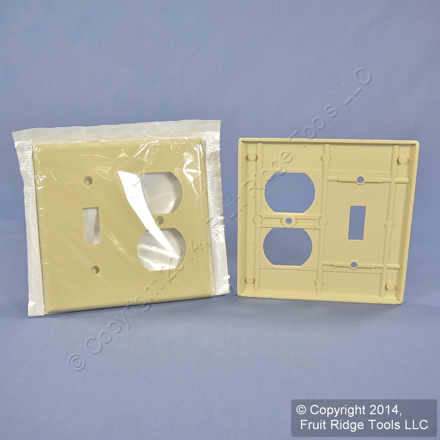 Leviton 86005 Ivory 2-Gang Toggle Duplex Plastic Standard Wallplate Cover 25pcs