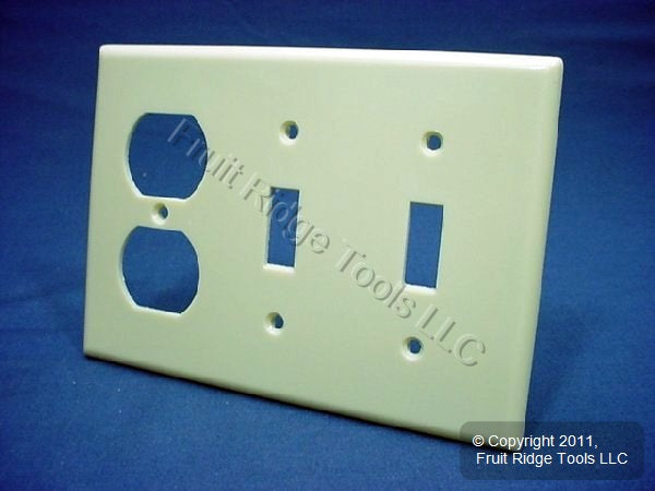 Leviton 86021 Ivory 3-Gang Toggle Duplex Plastic Standard Wallplate Cover 15pcs