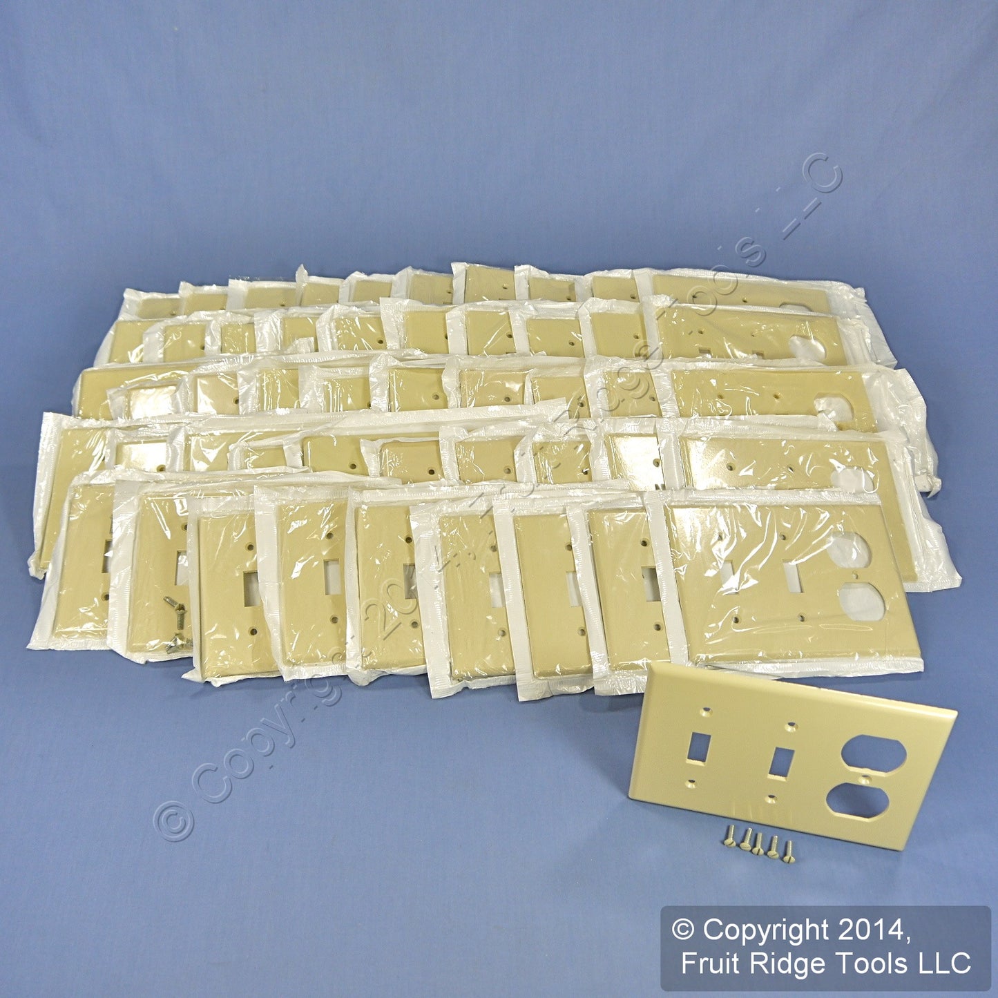 Leviton 86021 Ivory Switch Receptacle Outlet Cover Thermoset Wallplates 50-Pack