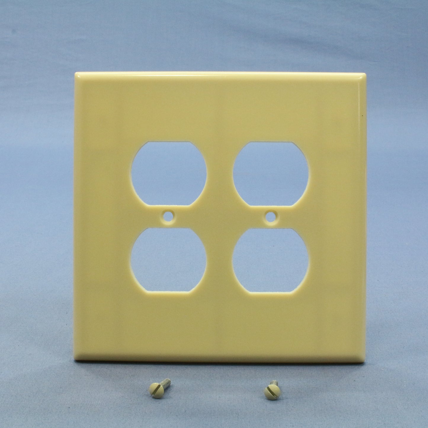 Leviton Ivory Oversize 2-Gang Receptacle Wallplate Duplex Outlet Cover 86116