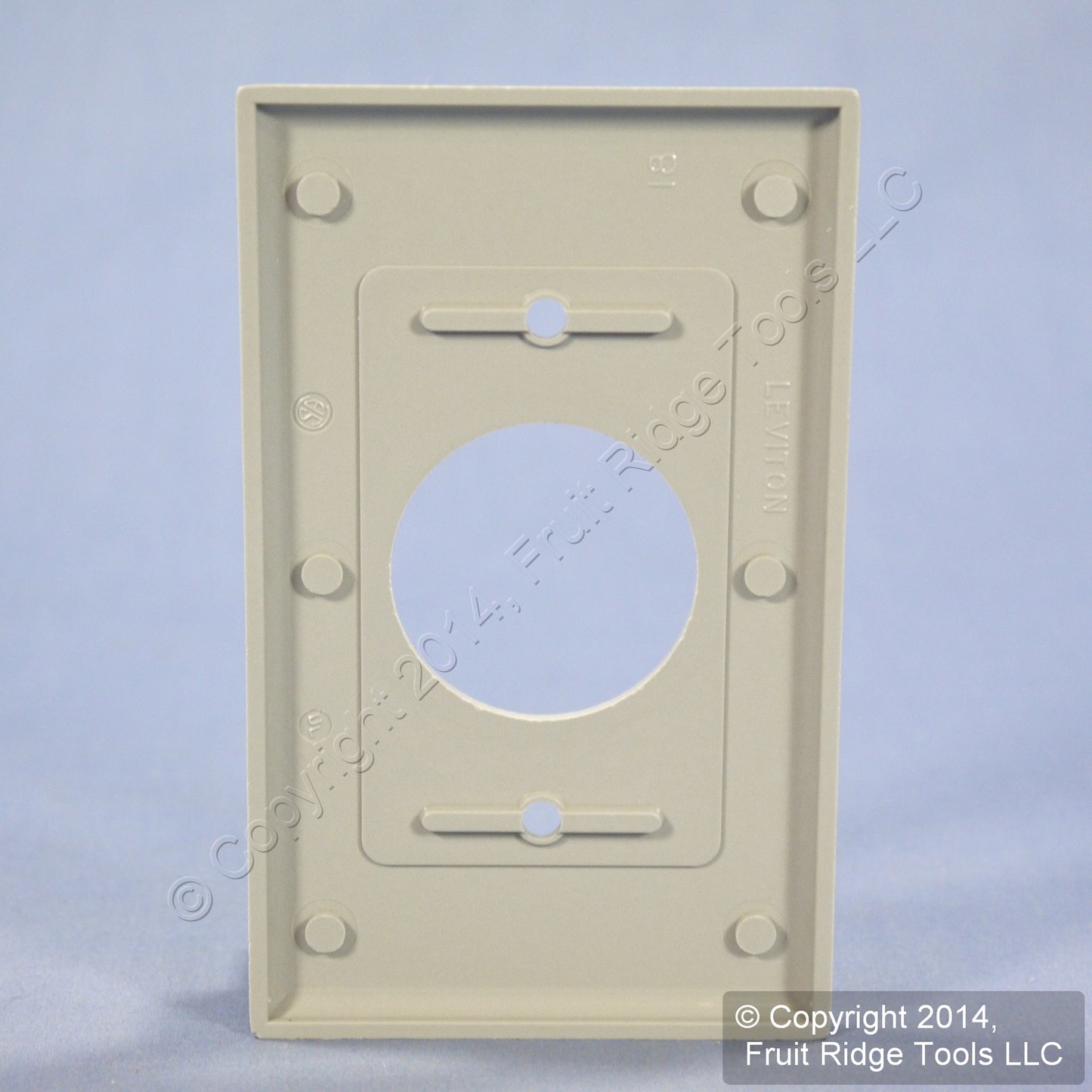 Leviton Residential Gray 1.406" Receptacle Wall Plate Single Outlet Cover 87004