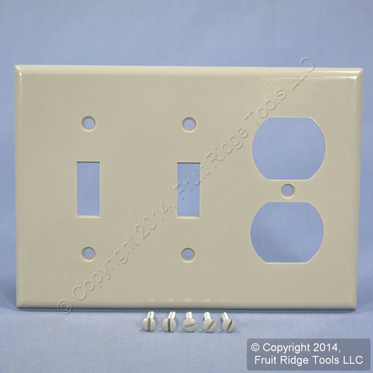 Leviton 87021 Gray 3-Gang Toggle Switch Duplex Outlet Plastic Standard Wallplate