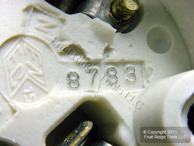 Leviton Mogul Base Light Socket Lamp Holder 5 KV Pulse Rated HID E40 E45 8783