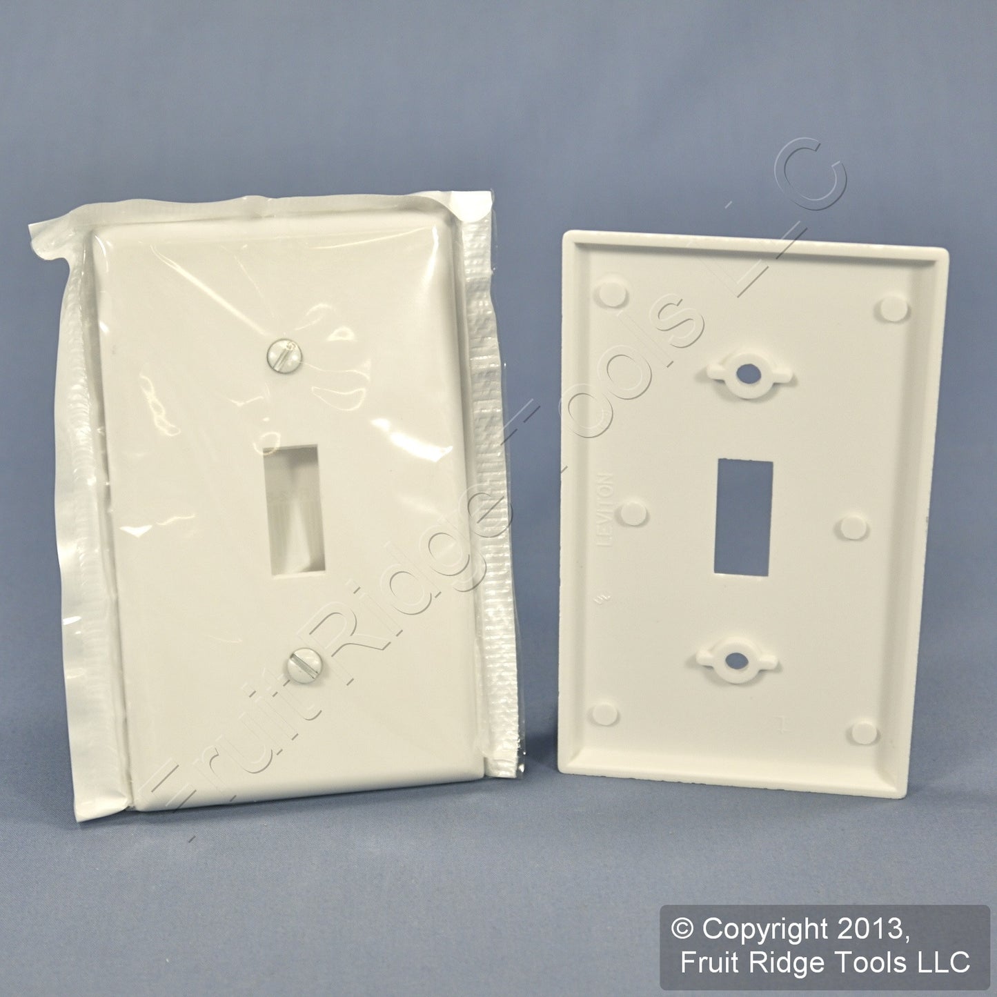 Leviton 88001-MP White 1-Gang Toggle Plastic Standard Wallplate Cover 10-pack