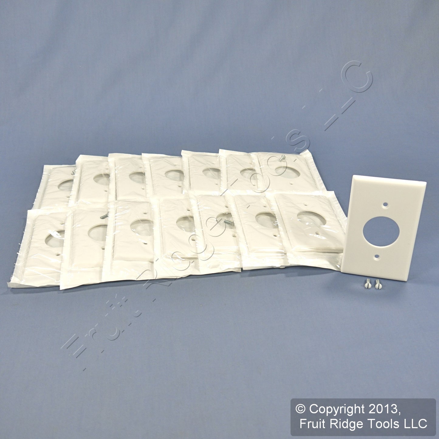 Leviton 88004 White 1-Gang 1.406" Outlet Plastic Standard Wallplate Cover 15pcs
