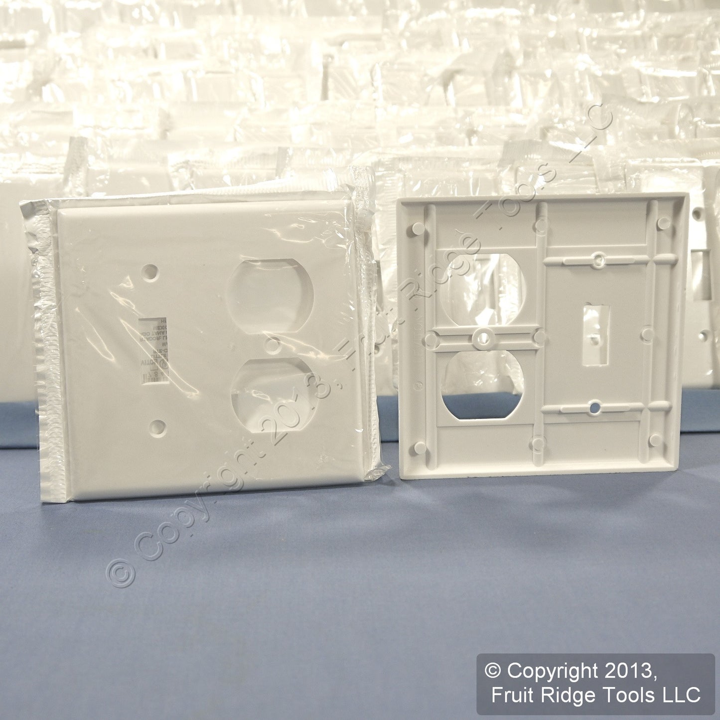 Leviton 88005 White 2-Gang Toggle Duplex Plastic Standard Wallplate Cover 150pcs