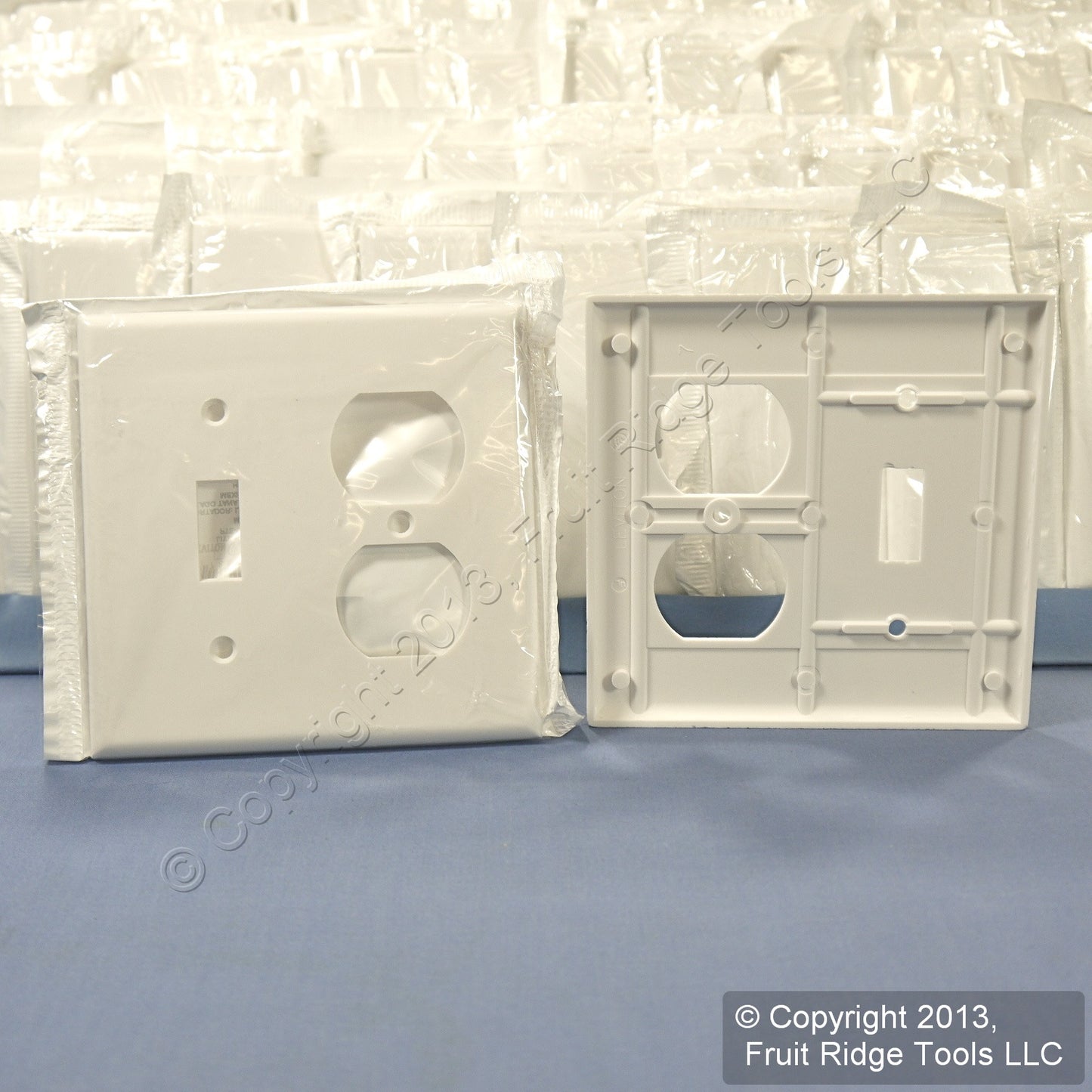 Leviton 88005 White 2-Gang Toggle Receptacle Outlet Cover Thermoset Plates 200pk