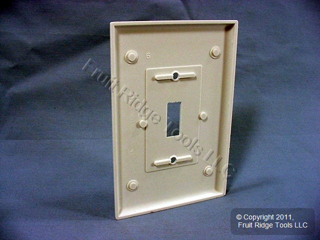 Leviton 88101 White 1-Gang Toggle Switch Plastic Oversize Wallplate Cover Plate