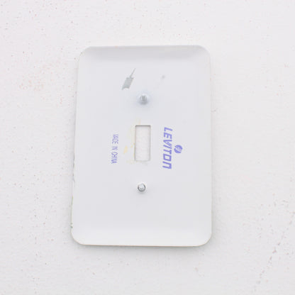 Leviton 1-Gang 89001-RST Rooster Toggle Switch Metal Oversize Wallplate Cover