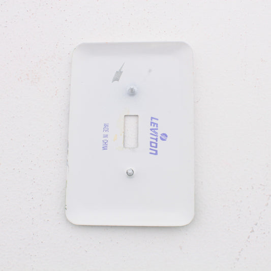 Leviton 1-Gang 89001-RST Rooster Toggle Switch Metal Oversize Wallplate Cover
