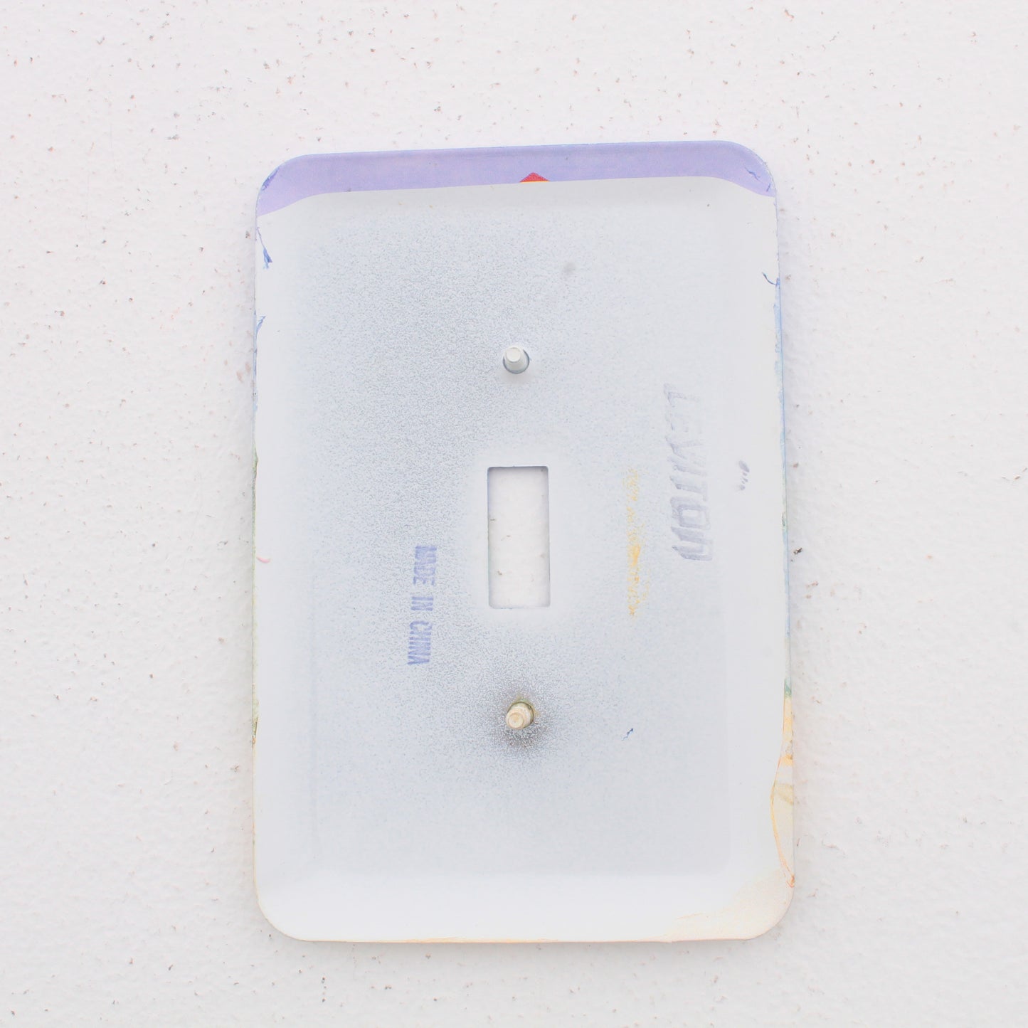 Leviton 89001-SEA Seashore 1-Gang Toggle Switch Metal Oversize Wallplate Cover