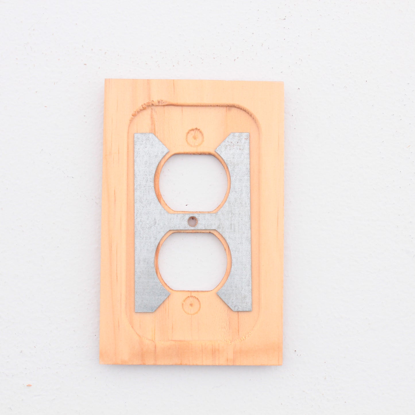 Leviton 89203-POK Pine with an Oak Finish 1-Gang Duplex Wood Oversize Wallplate