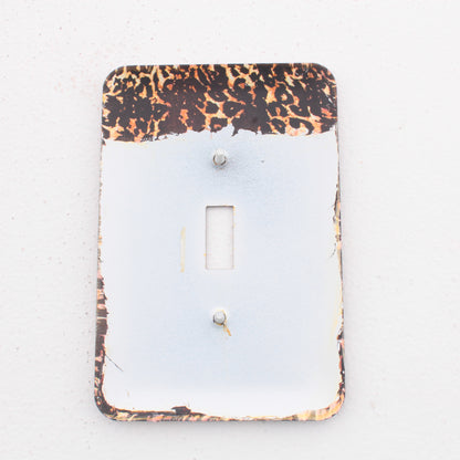 Leviton 89301-ANL Leopard 1-Gang Toggle Switch Metal Oversize Wallplate Cover