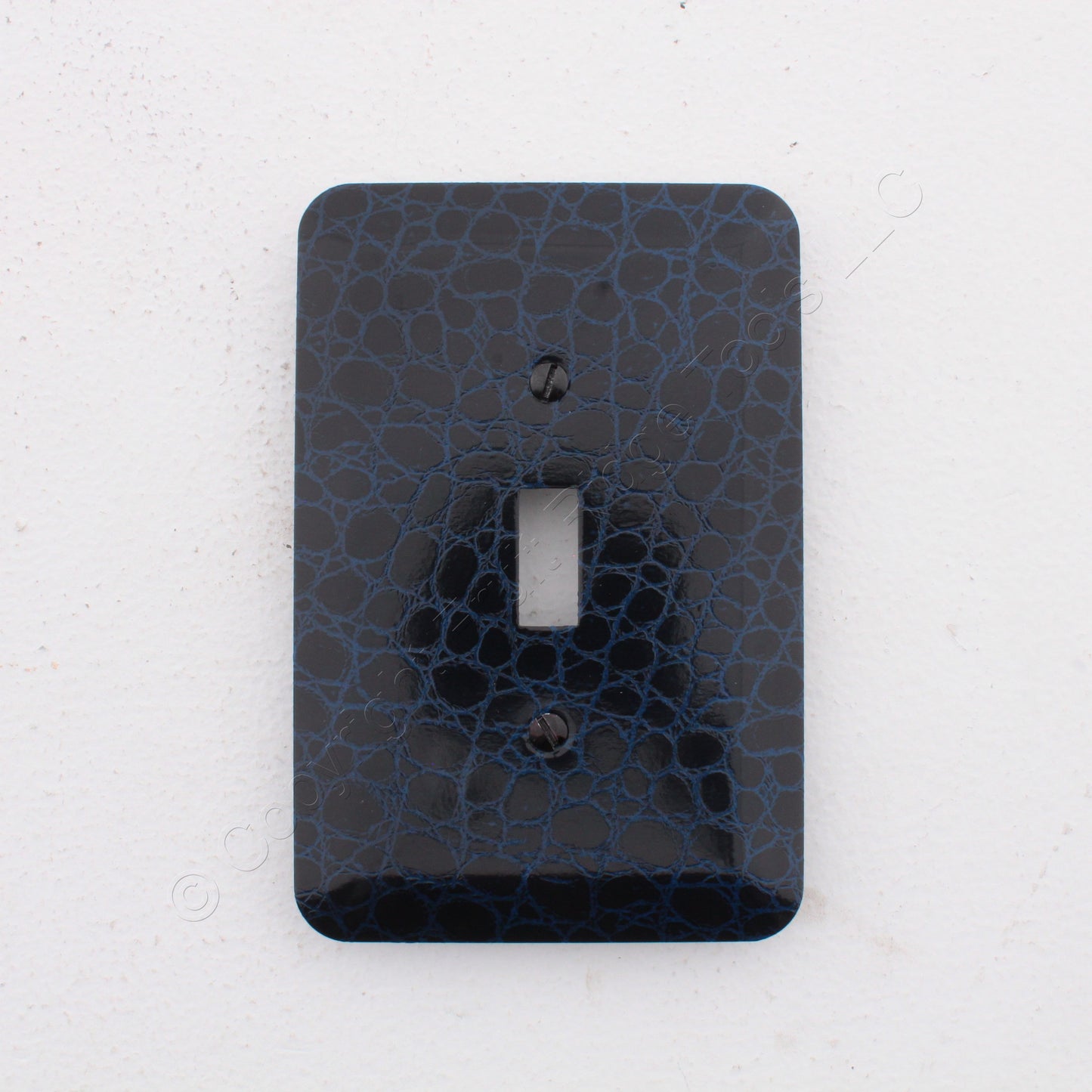 Leviton 89301-BLL Navy Leather 1-Gang Toggle Switch Metal Oversize Wallplate