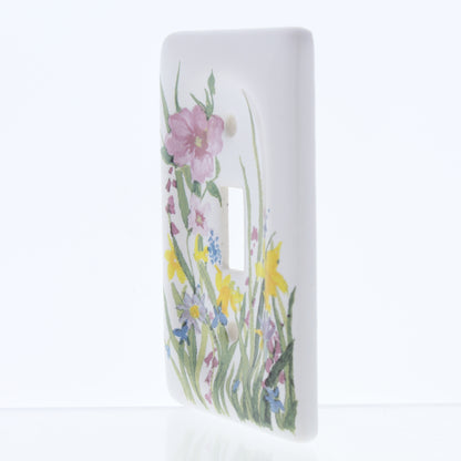 Leviton 1Gang Wildflower Porcelain Toggle Light Switch Cover Wallplate 89501-WFL