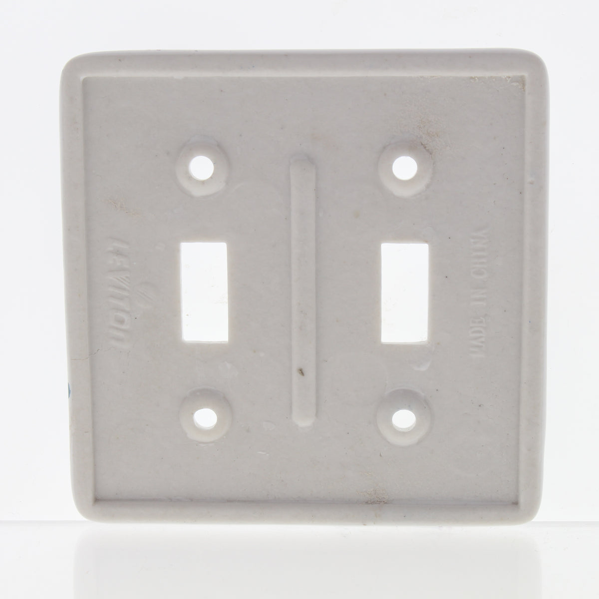 Leviton 89509-FLY Butterfly 2-Gang Toggle Ceramic Standard Wallplate Cover 5pcs