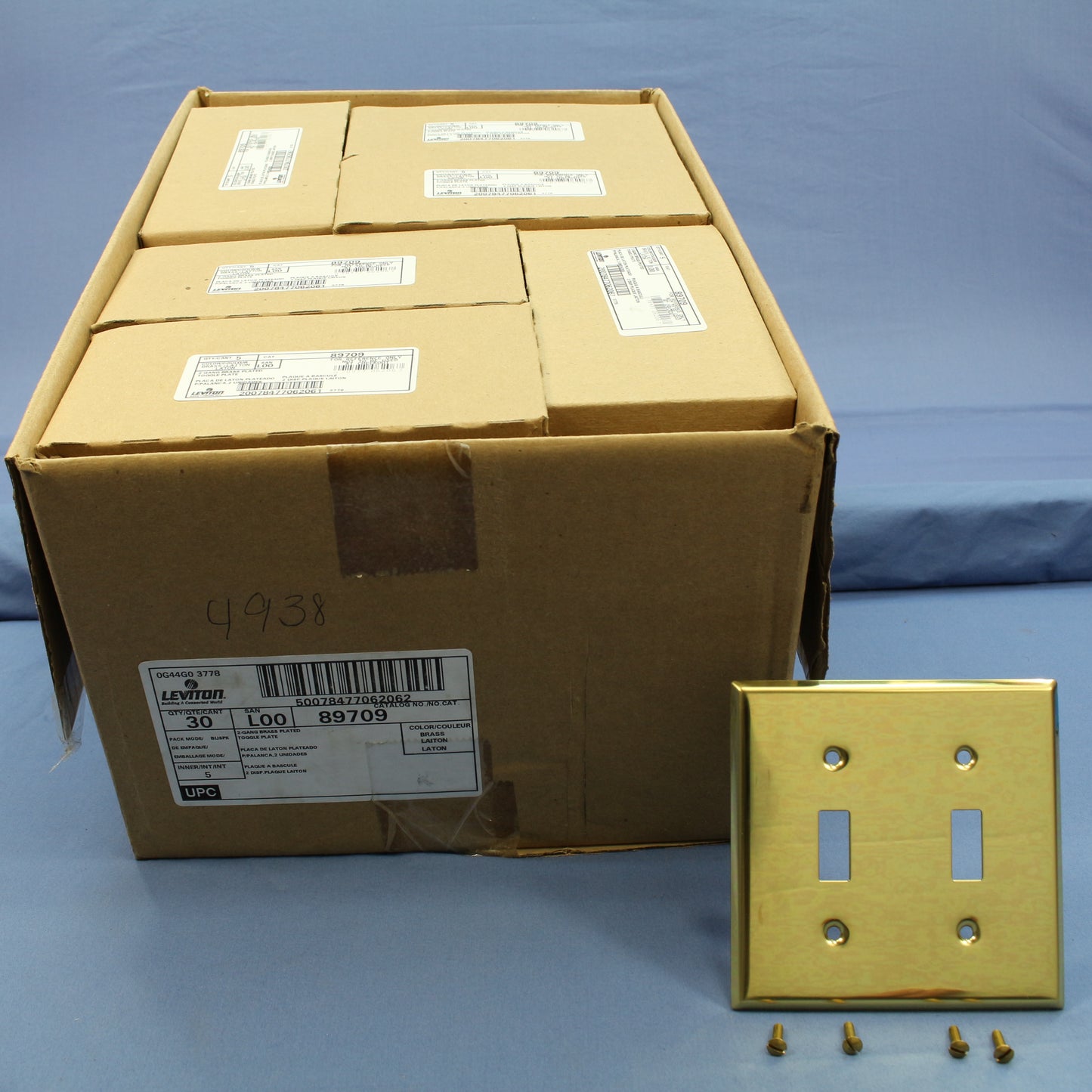 Leviton 89709 Polished Brass Plated 2-Gang Toggle Switch Cover Wallplate 30-Pack