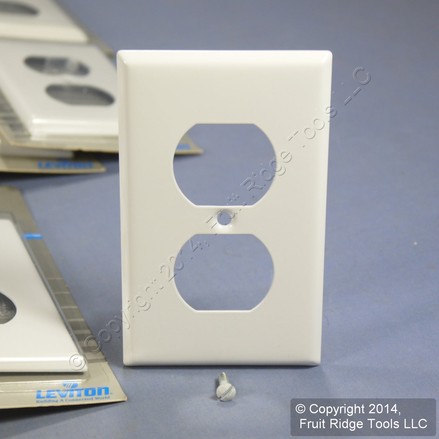 Leviton 89993 White 1-Gang Duplex Painted Metal Standard Wallplate Cover 50-pack