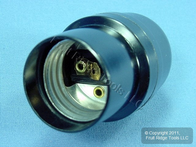 Leviton Black Keyless Light Socket Lamp Holder 1/8 IPS Threaded Cap 660W 95080