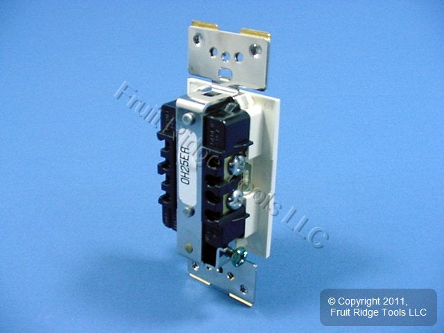 Leviton Acenti Natural Receptacle Duplex Outlet Nema 5-15R 15A 125V AC215-NTL