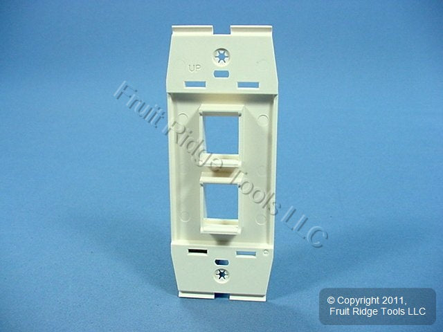 Leviton AC642-SND Sand Quickport Acenti 1-Gang 2-Port Polymer Wallplate Insert