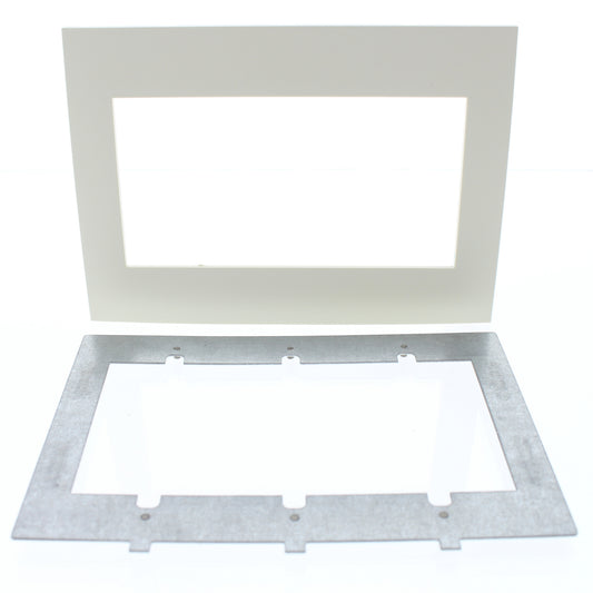 Leviton ACWP3-NTL Natural 3-Gang Acenti Screwless Wallplate with Alignment Cover