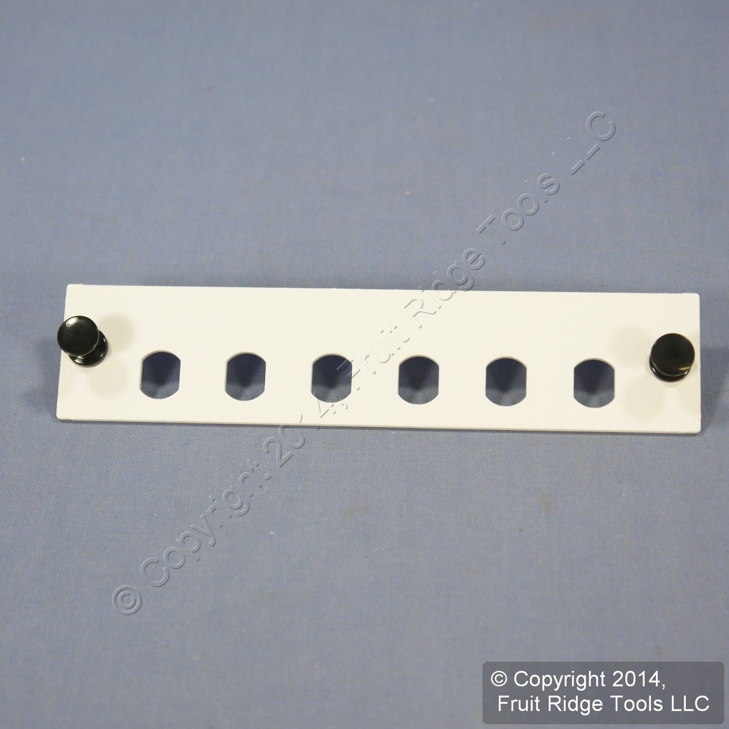 Leviton White FC/ST Empty Fiber Optic Connector 6-Pack Adapter Plate APLW6-STE