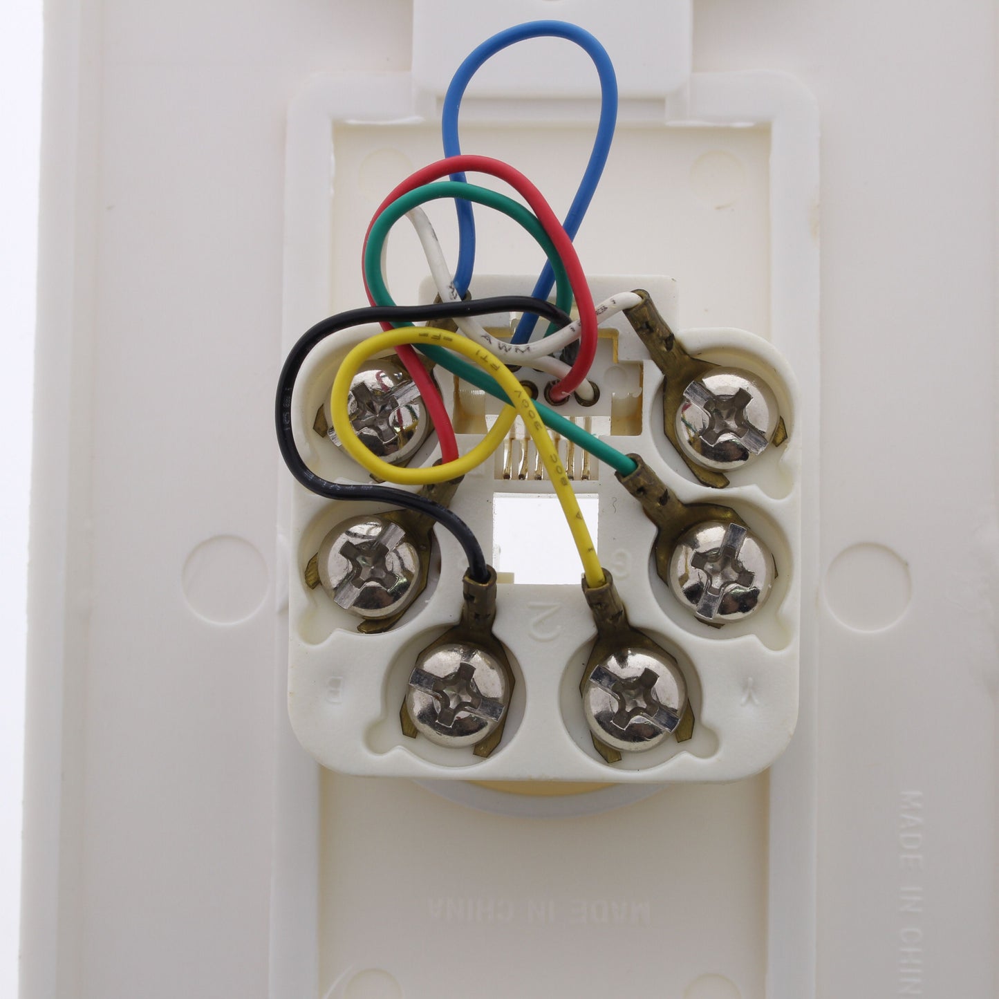 Leviton C2677-W White Decora Phone Jack Wall Plate 6-Wire Modular Telephone RJ12