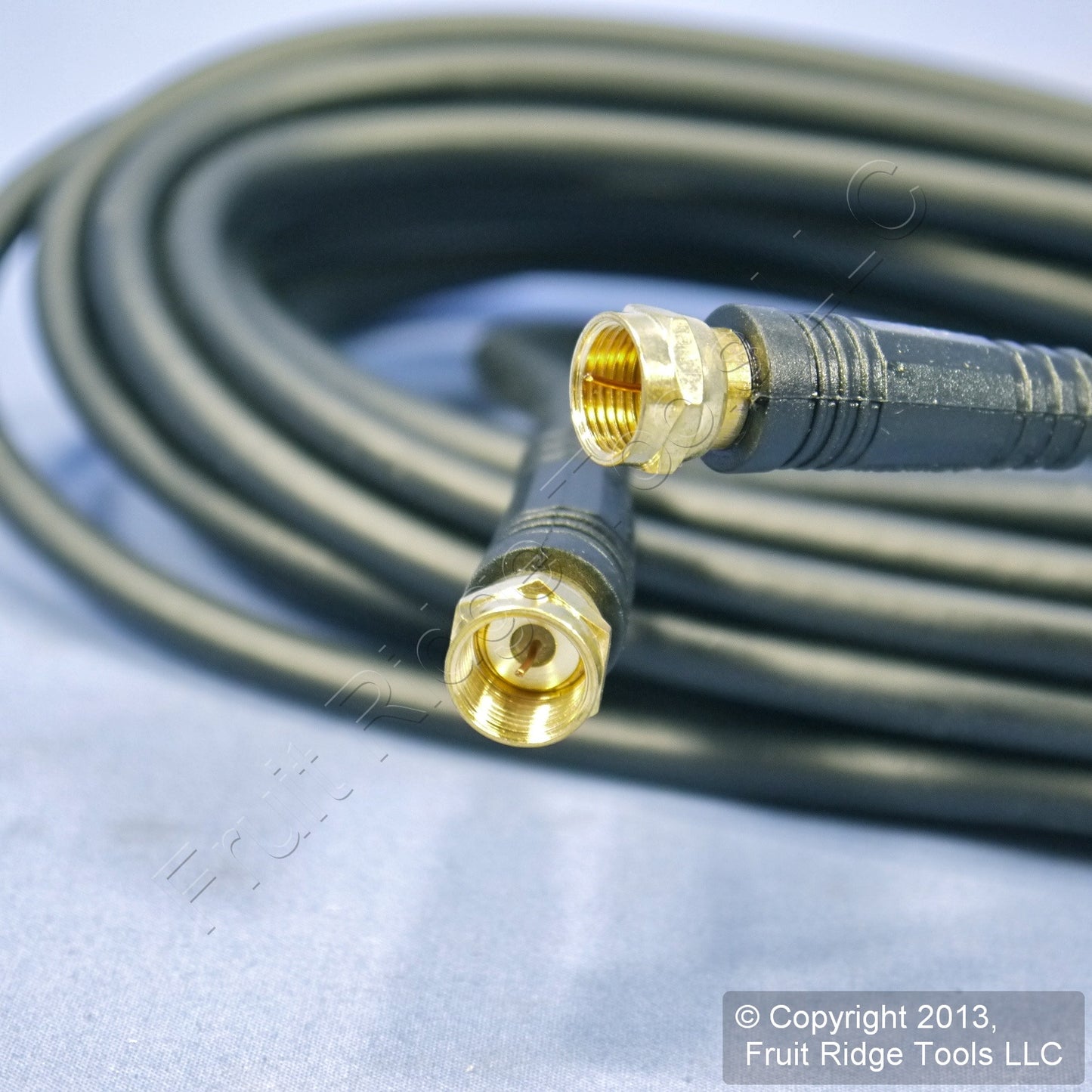 Leviton Black 25' Coaxial Video Cable Gold Plug Ends F-Type RG59 C5851-25G-104