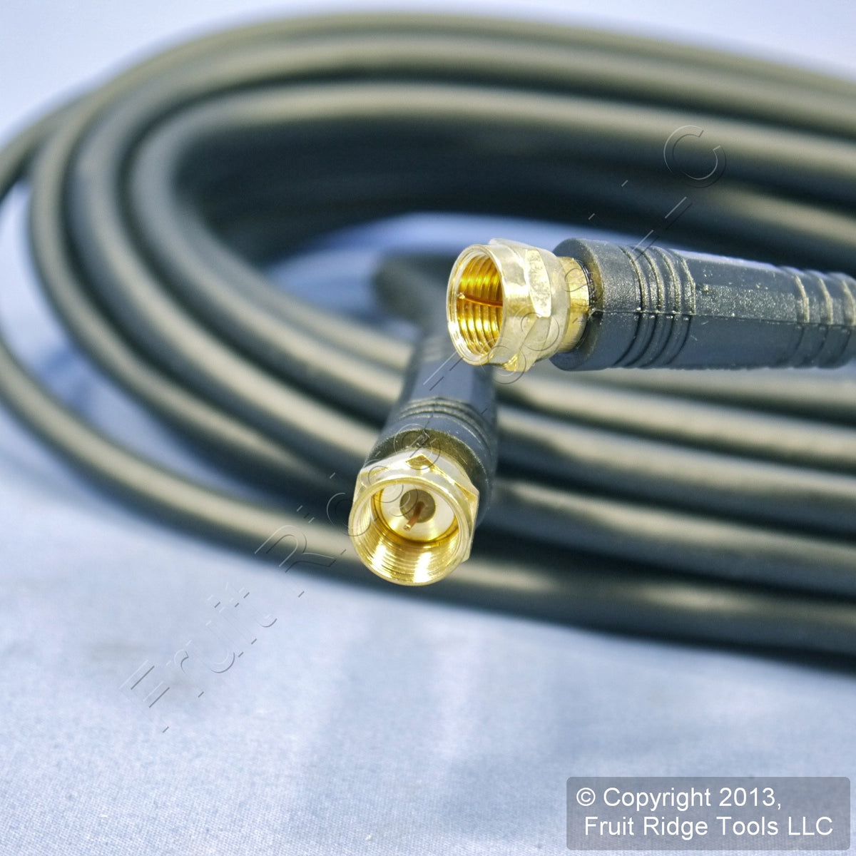 Leviton Black 25' Coaxial Video Cable Gold Plug Ends F-Type RG59 C5851-25G-104