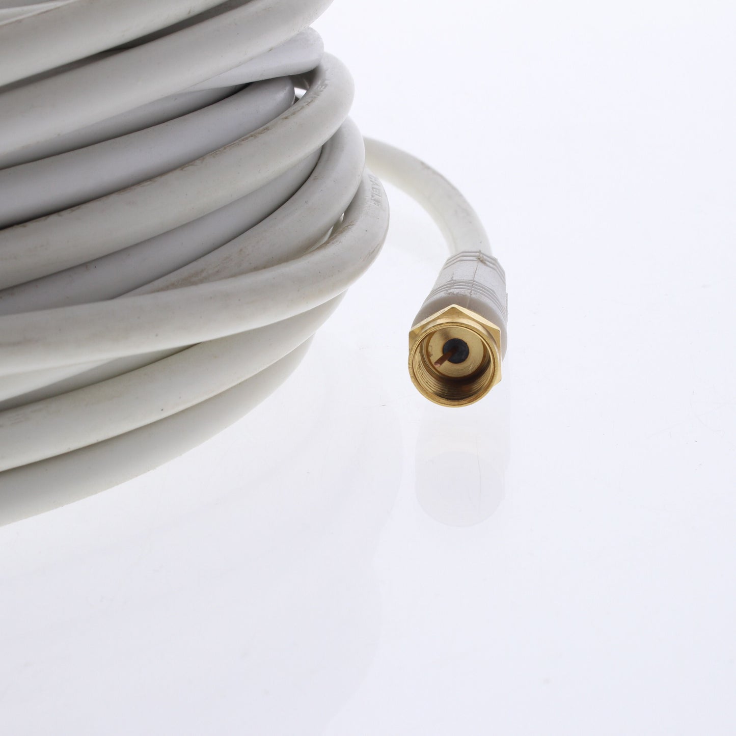 Leviton C5851-100G White 100 Feet Coaxial Video Cable GOLD PLUGS F-Type