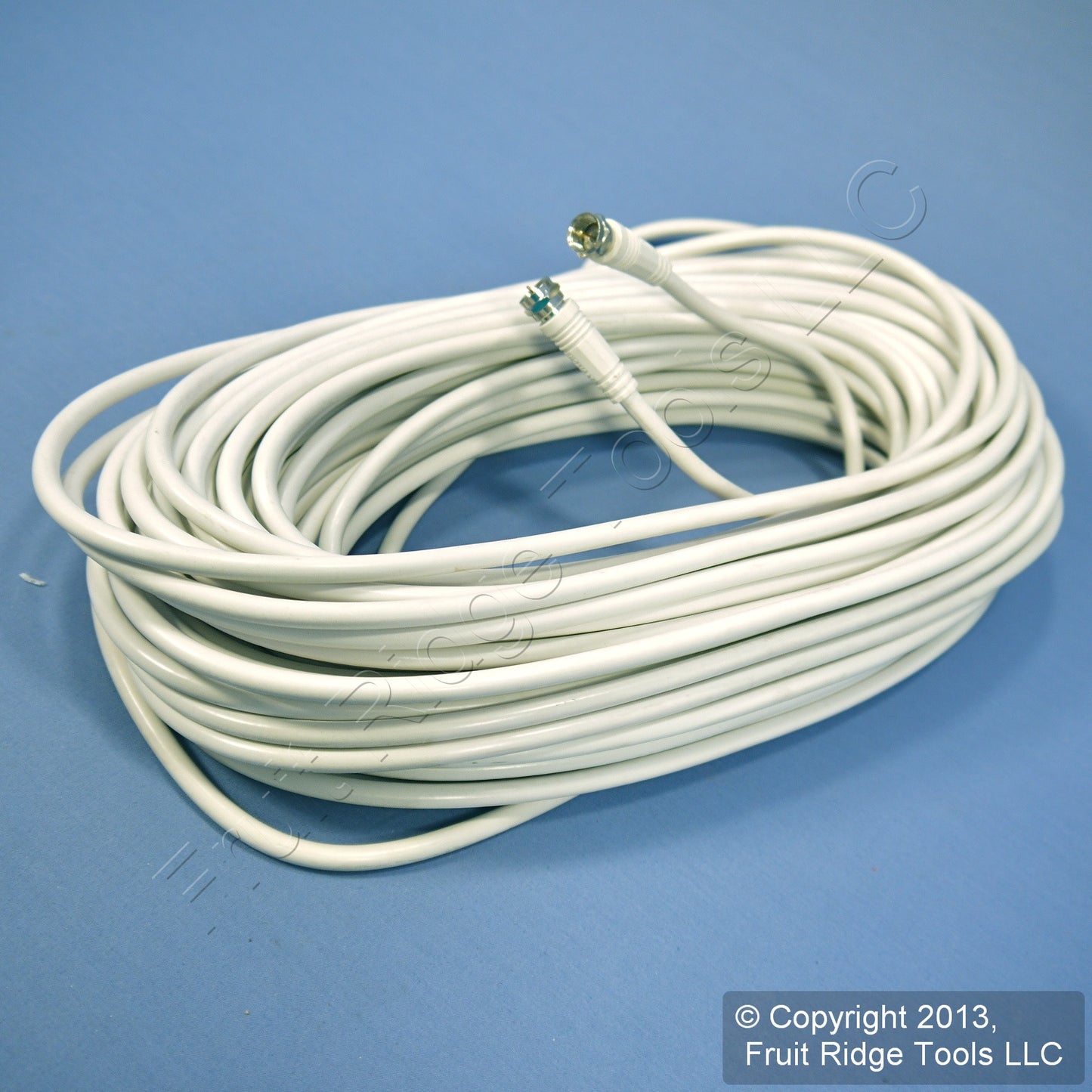 Leviton White 100' Coaxial Video Cable RG59 Plugs 75-Ohm F-Type Wire C5851-CW