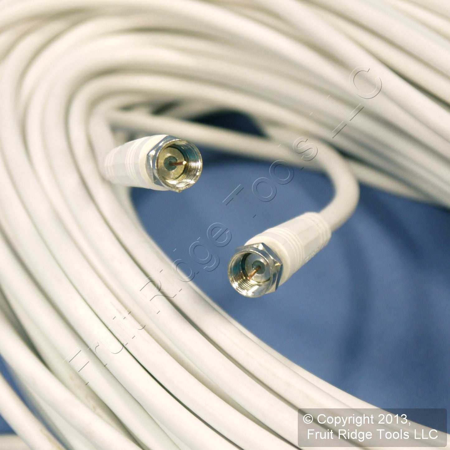 Leviton White 100' Coaxial Video Cable RG59 Plugs 75-Ohm F-Type Wire C5851-CW