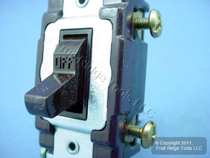 Leviton Brown COMMERCIAL Single Pole Toggle Wall Light Switch 15A Bulk CS115-2