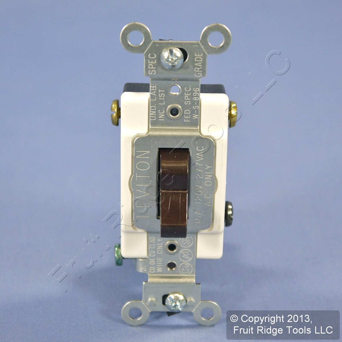 Leviton CS315-2 Brown 3-Way Commercial 15A Toggle Wall Light Switch Boxed