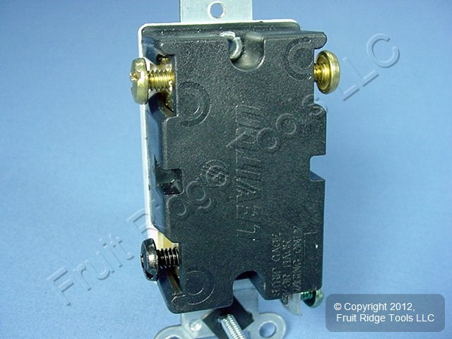 Leviton CS320-2GY Gray 3-WAY Commercial Toggle Wall Light Switch 20A Boxed