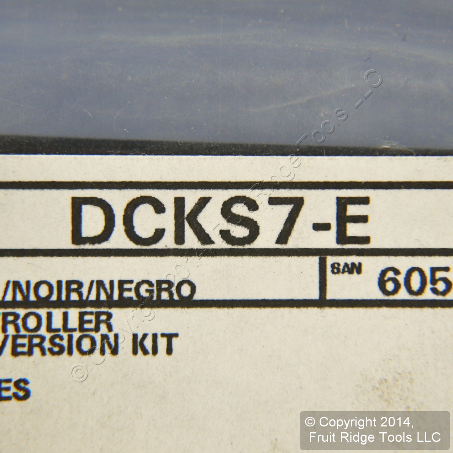 Leviton Black Faceplate Color Change Kit for Controller Dimmer Switch DCKS7-E