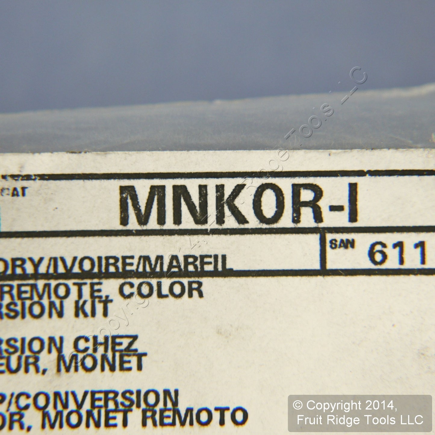Leviton MNK0R-I Ivory Monet Color Change Kit for Narrow Fin Non-Dimming Remote