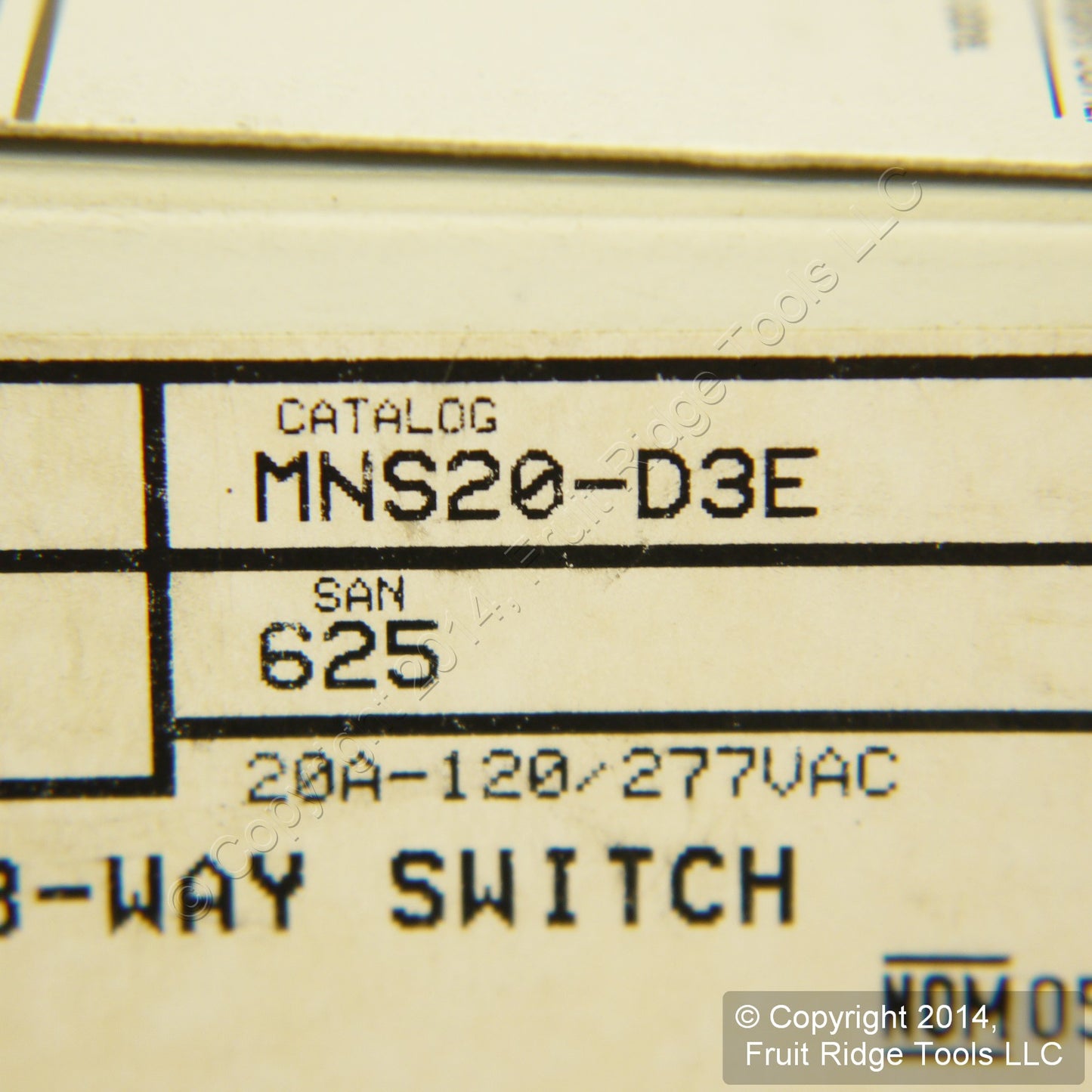 Leviton MNS20-D3E Black Narrow Fin Monet 3-Way Rocker Switch 20A 120/277V 60Hz