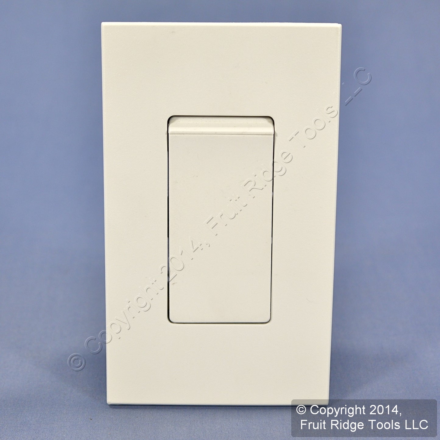 Leviton MNS20-D4W White Narrow Fin Monet 4-Way Rocker Switch 20A 120/277V 60Hz