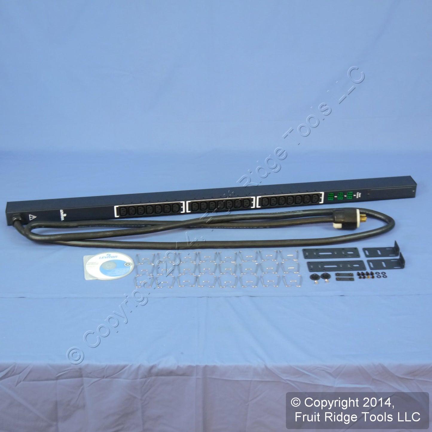 Leviton MV213-1E2 MeteRed 21 Outlet Vert Rack Power Distribution PDU 120/208V