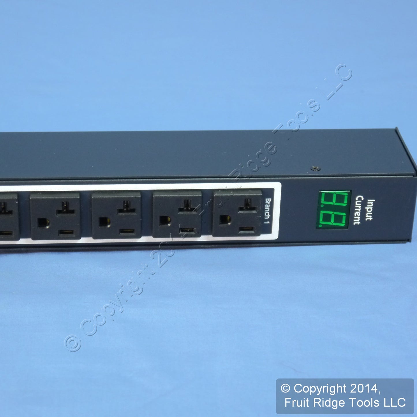 Leviton MV241-1D1 MeteRed 24 Outlet Vertical 1U Rack Server Power Distribution