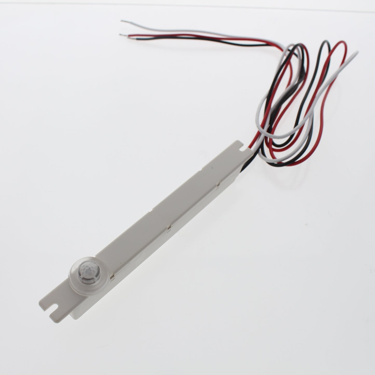 Leviton OSF10-I0W White Occupancy Sensor Fixture Control On OFF Low Voltage