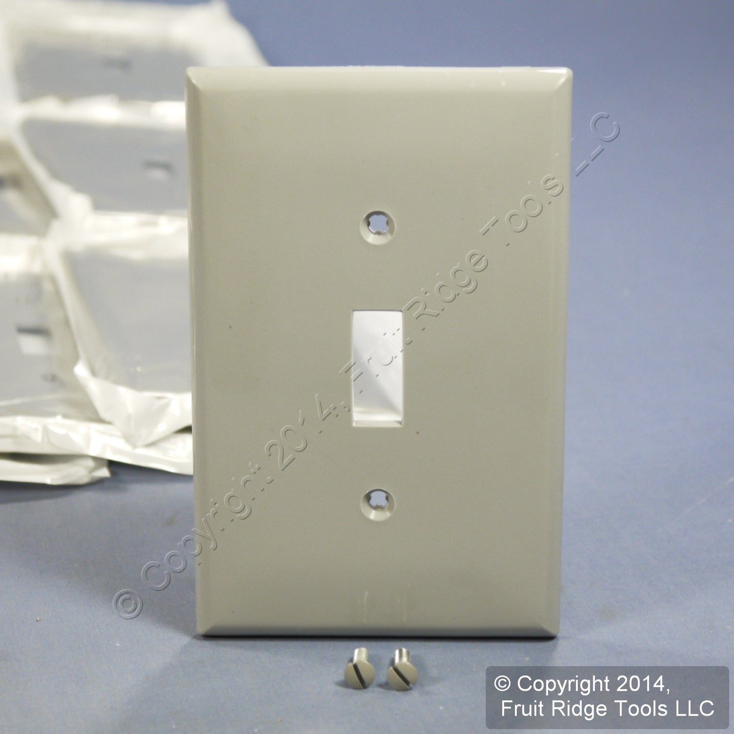 Leviton PJ1-GY Gray 1-Gang Toggle Unbreakable Nylon Midway Wallplate Cover 25pcs